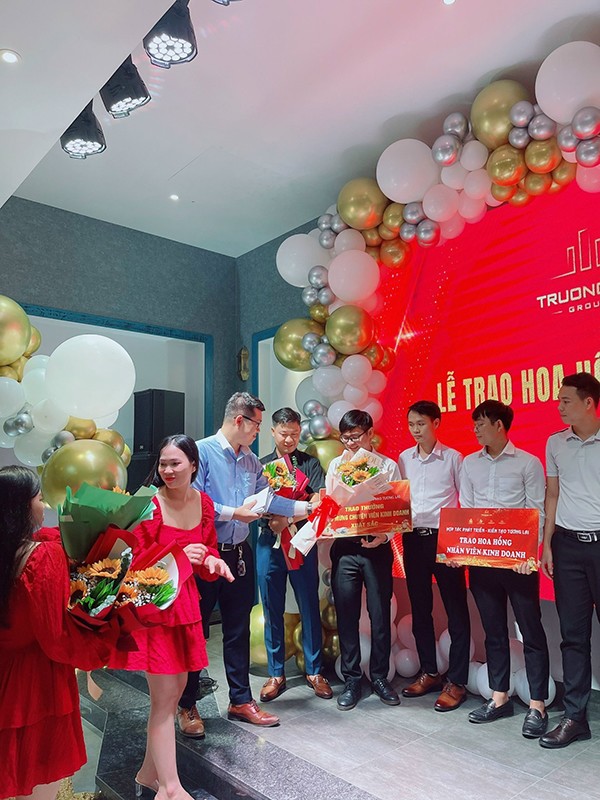Trần Tiến - Chàng trai chuyển nghề từ BĐS sang Digital Marketing ở thời điểm đỉnh cao - 1