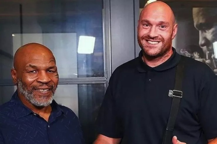 Mike Tyson gạ so tài "Vua giang hồ" Tyson Fury, đổ vỡ vì 500 triệu USD - 1