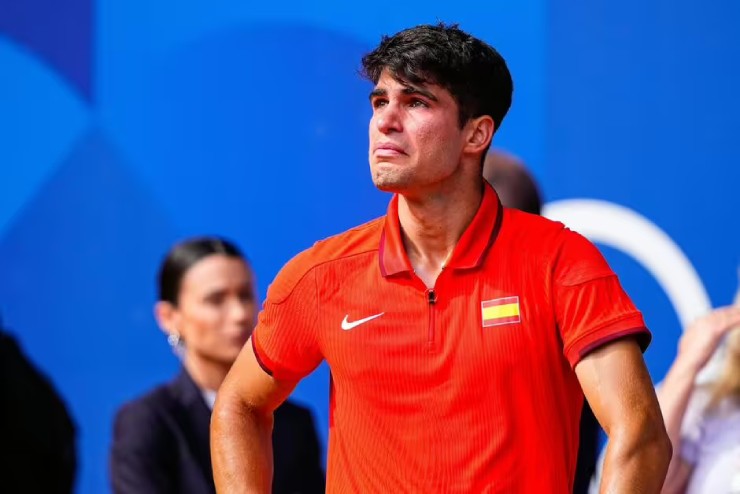 Alcaraz phập phù "lúc hay lúc dở" 2024, Djokovic có phần trách nhiệm - 2