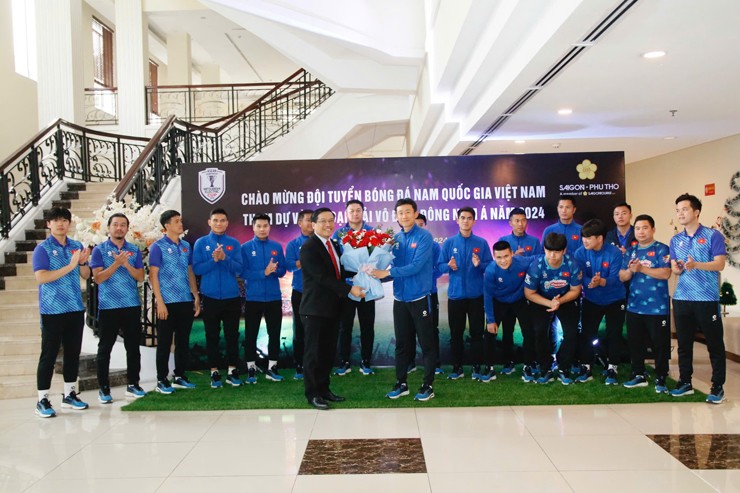 Chính thức: Nguyễn Xuân Son dự AFF Cup cùng ĐT Việt Nam, khi nào ra mắt? - 6