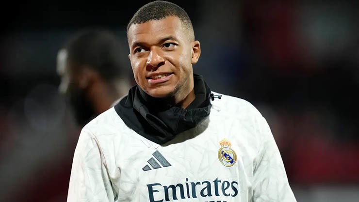 Mbappe nói gì về 2 lần sút 11m hỏng, tuyên bố sẽ thành công ở Real Madrid? - 1