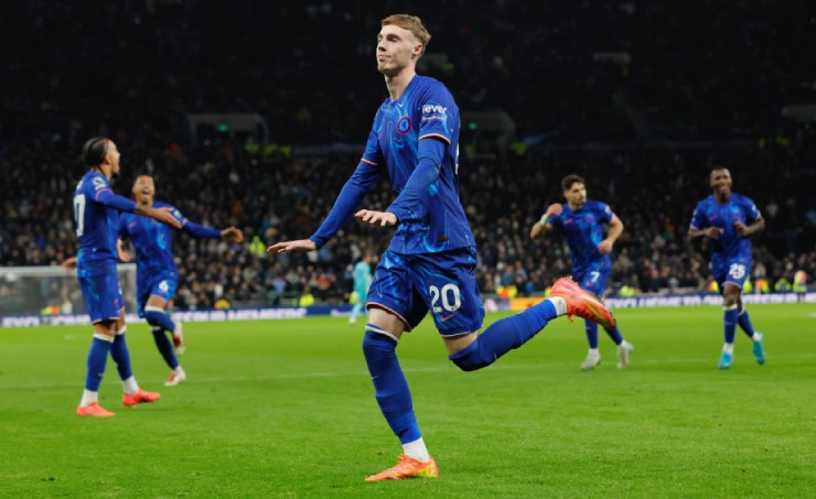 Rực lửa vòng 15 Ngoại hạng Anh: Thành Manchester sụp đổ, London chia nửa buồn vui - 2
