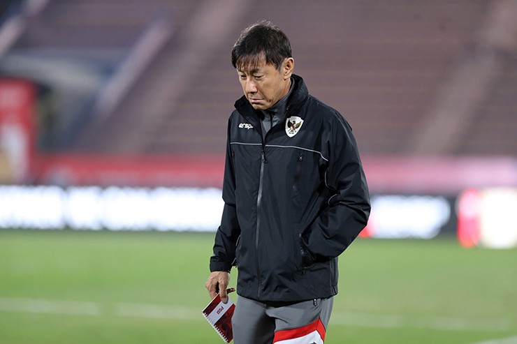 HLV Shin Tae Yong “soi” sân Việt Trì, Ronaldo háo hức đấu ĐT Việt Nam - 5