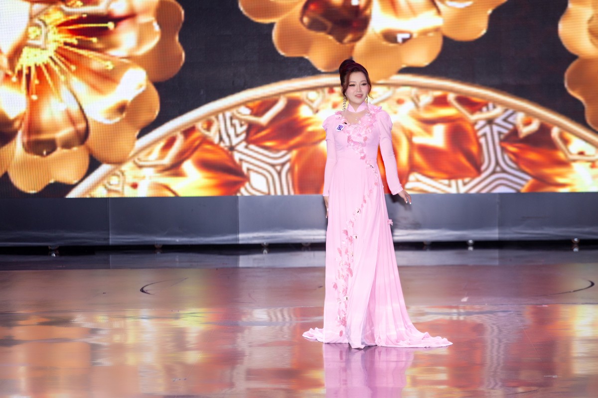 Người đẹp Hồ Thị Phương Linh lên ngôi Á hậu 1 cuộc thi Miss Business Charm International 2024 - 2