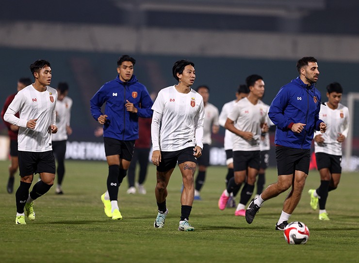 Cựu "Vua phá lưới" AFF Cup khoe tài ở Việt Trì, chờ gây bất ngờ với ĐT Việt Nam - 5