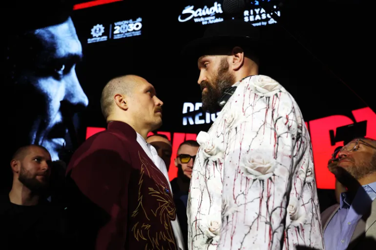 Boxing kinh điển: "Vua giang hồ" Tyson Fury và cuộc chiến với Usyk tranh ngôi vương - 4