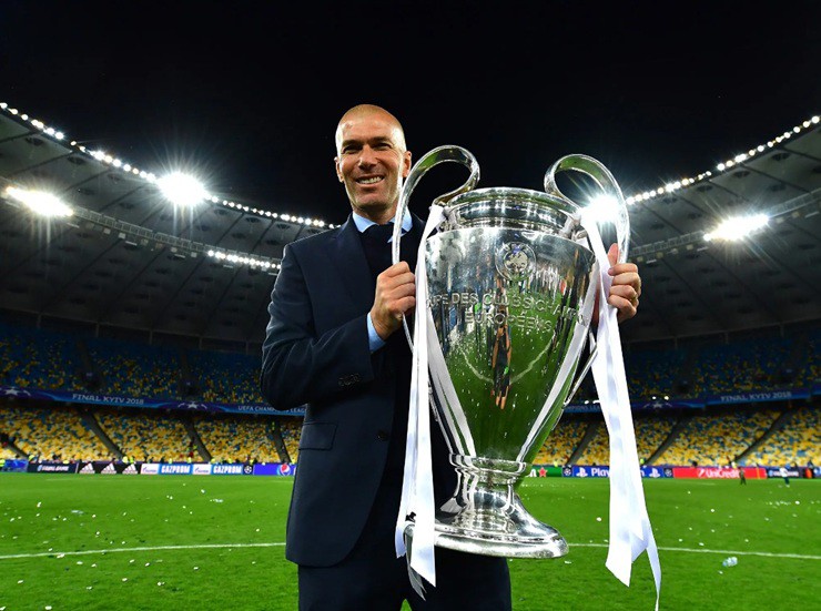 Kỳ lạ Zidane 1.307 ngày "thất nghiệp", từ chối MU và 3 ông lớn châu Âu - 1