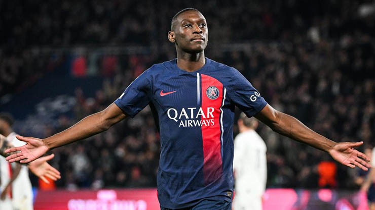 Tin mới nhất bóng đá tối 30/12: AC Milan quyết định sa thải HLV Fonseca - 2