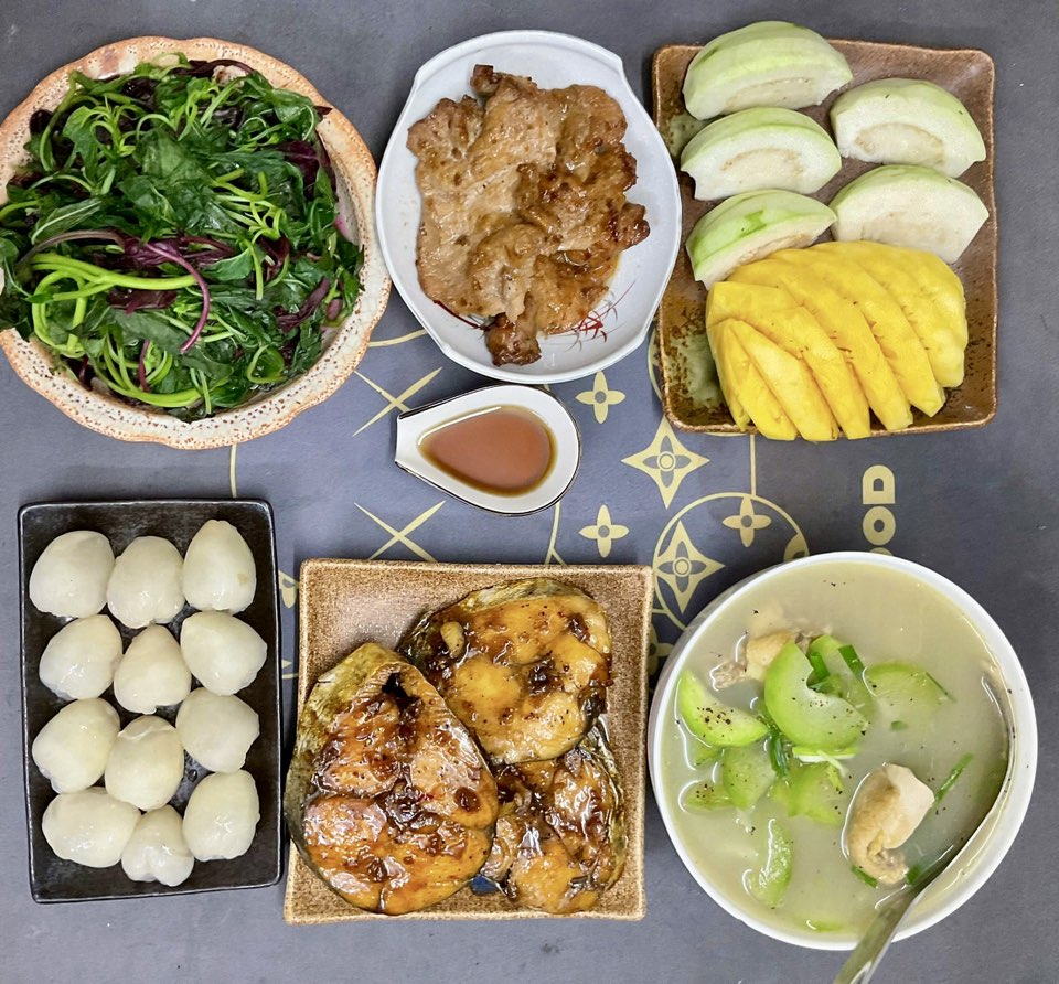 Những mâm cơm bình dị, ấm cúng khiến ai đi xa cũng nhớ nhà - 14