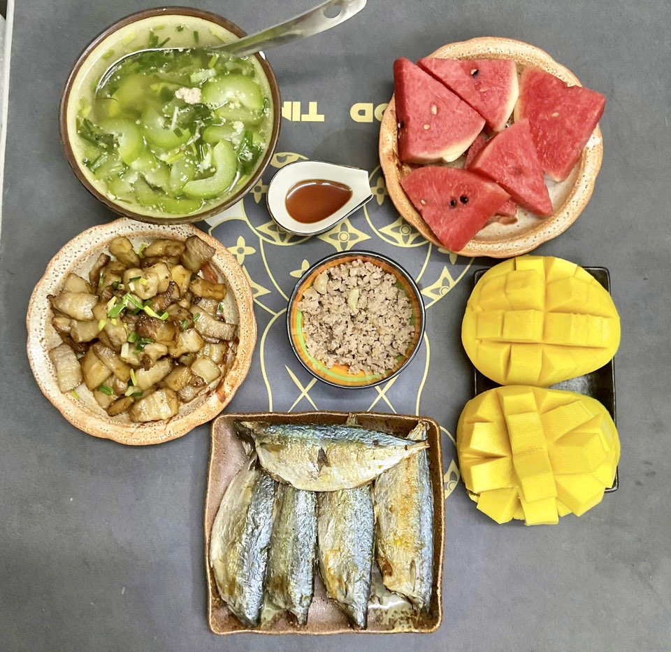 Những mâm cơm bình dị, ấm cúng khiến ai đi xa cũng nhớ nhà - 19