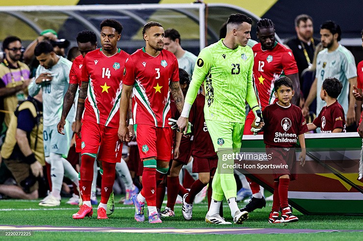 Suriname có diện tích bằng 1/2 Việt Nam sắp dự World Cup: Chờ tuyển "Hà Lan B" tung hoành - 3