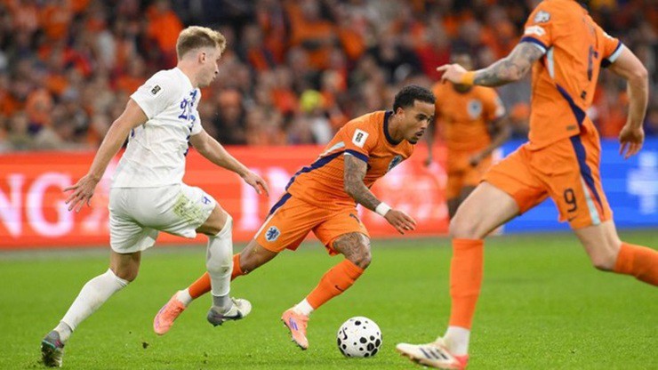 Indonesia họp khẩn "phán xử" HLV Kluivert - 3
