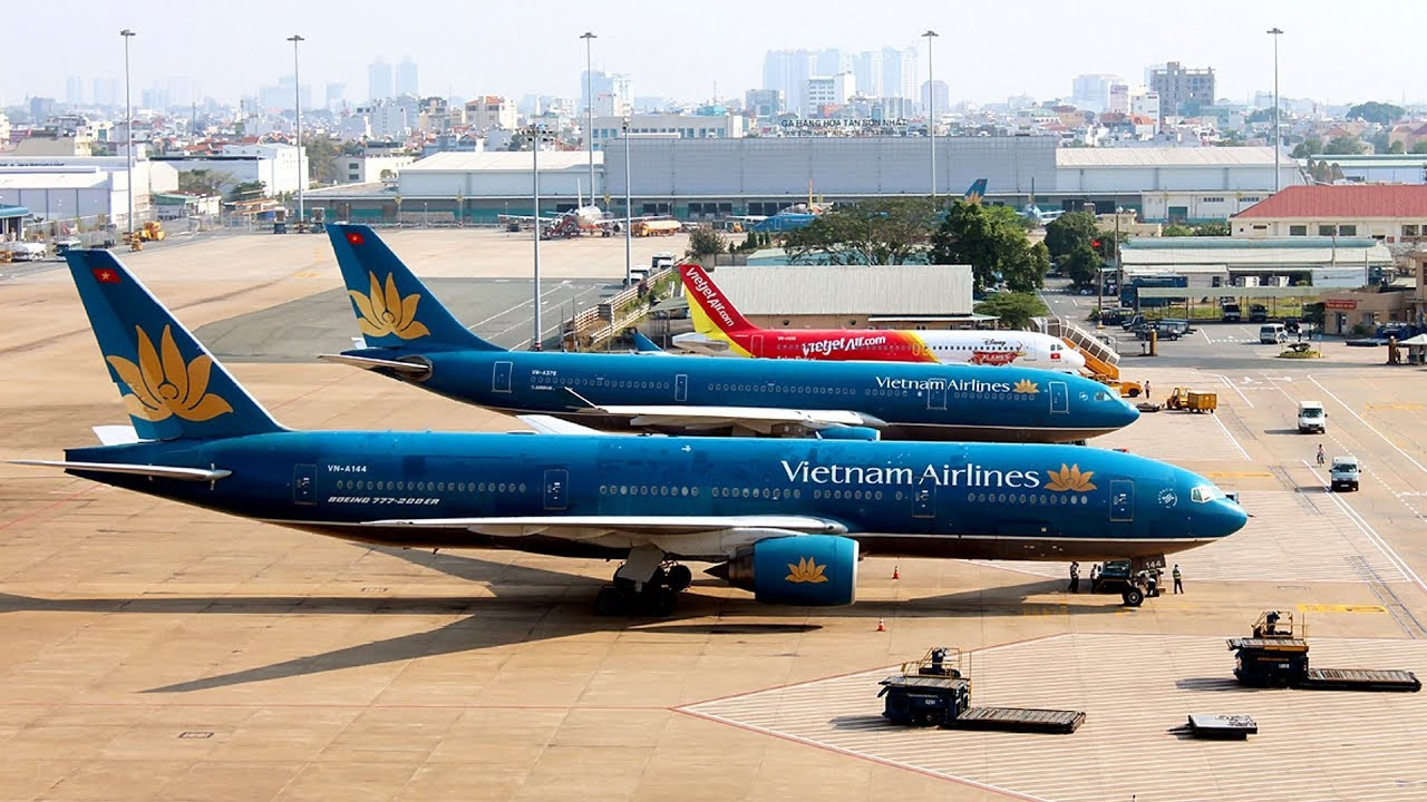 Sốt vé máy bay Tết 2025, bí kíp săn vé đi Hà Nội rẻ bất ngờ trên Traveloka - 2