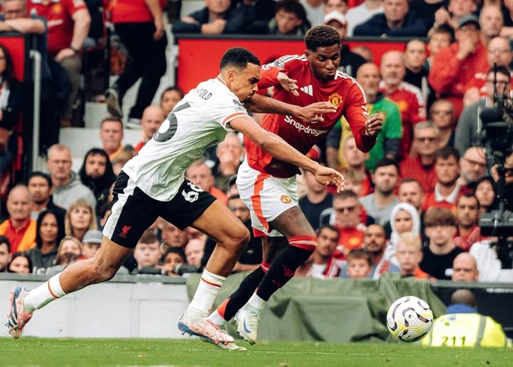 "Cựu thù" Rashford - Arnold và sự tương phản trước siêu kinh điển Real - Barca - 1