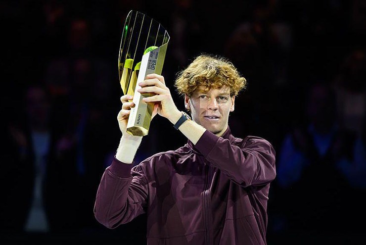 Nóng nhất thể thao tối 27/10: Sinner vượt mốc 50 triệu USD tiền thưởng - 1