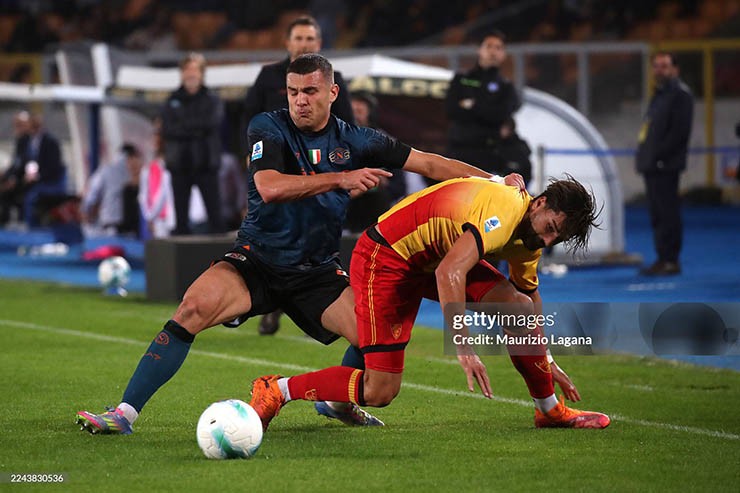 Video bóng đá Lecce - Napoli: So kè không khoan nhượng (Serie A) - 1