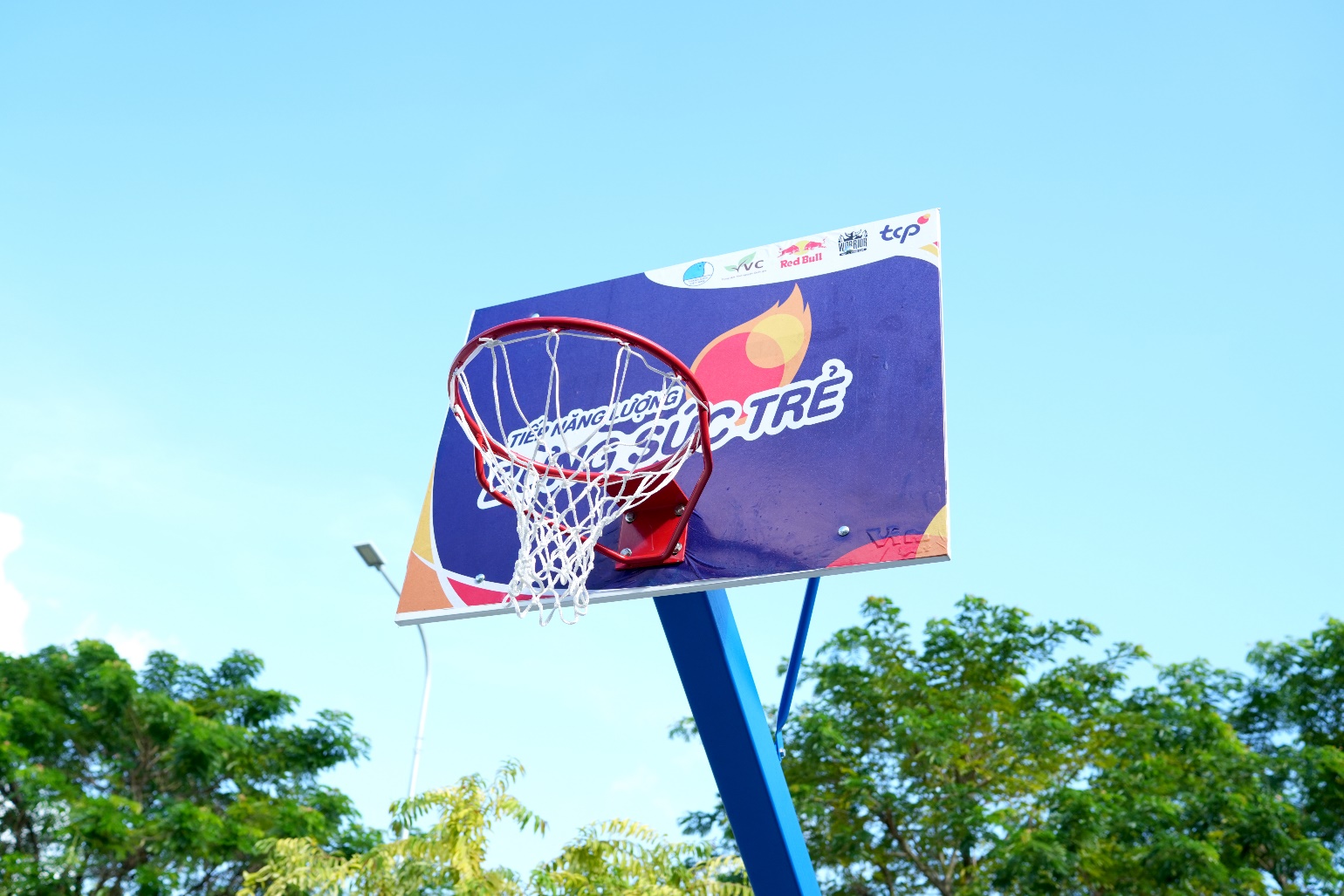 Tiến Linh lan tỏa tinh thần thể thao cùng “Không gian Thể thao Thanh niên – Tiếp Năng Lượng, Bừng Sức Trẻ” - 1