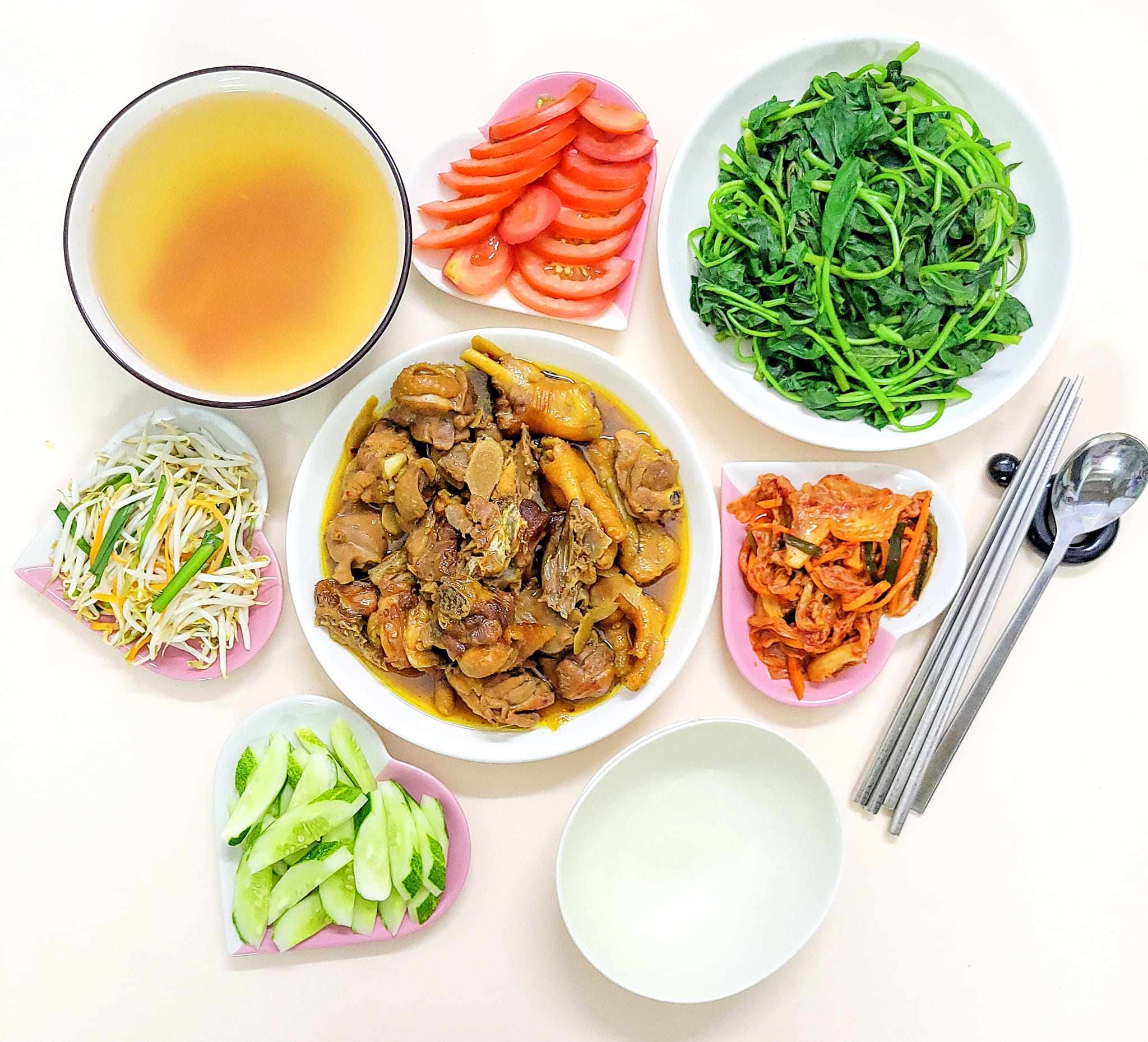 Thực đơn ngày mưa cực hấp dẫn khiến ai đi đâu cũng nhớ nhà - 12