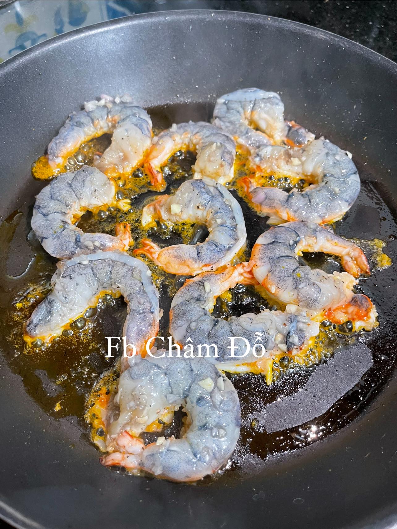 Tôm vừa ngon vừa bổ nhưng luộc mãi cũng chán, làm món này bao nhiêu cũng hết - 2