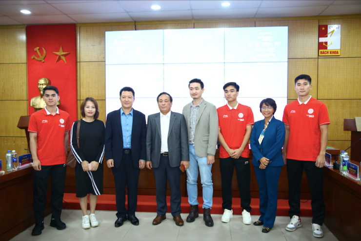 Nóng nhất thể thao tối 5/11: Ngôi sao bóng chuyền Iran bị điện giật qua đời - 1