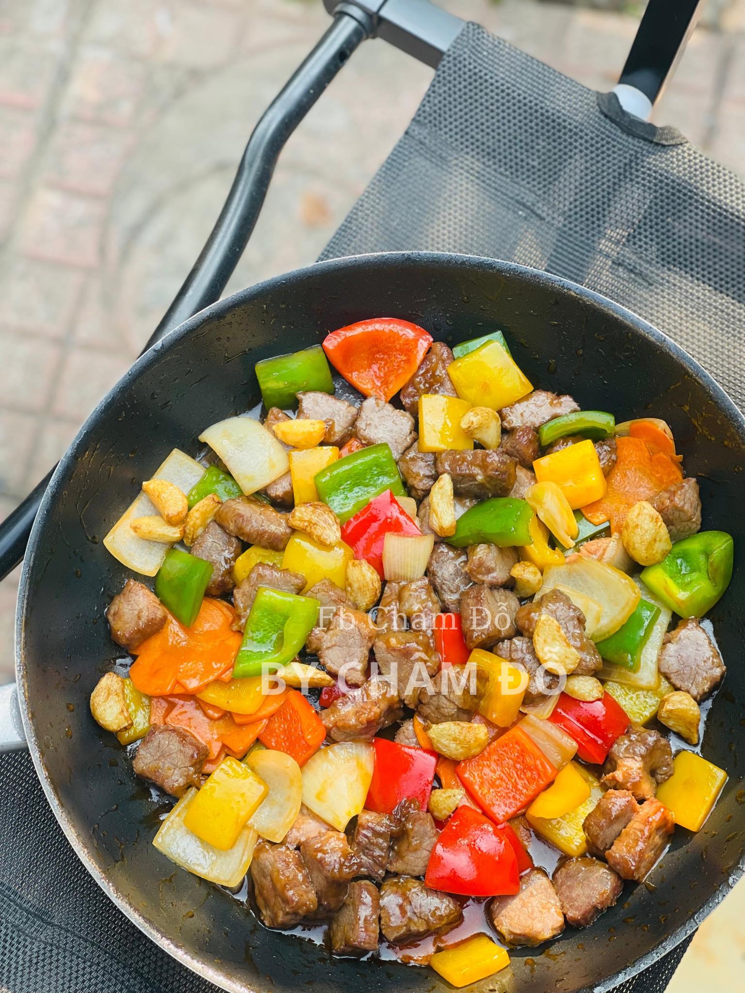 Cách làm thịt bò xào lúc lắc siêu ngon, mềm ngọt không hề bị khô - 1