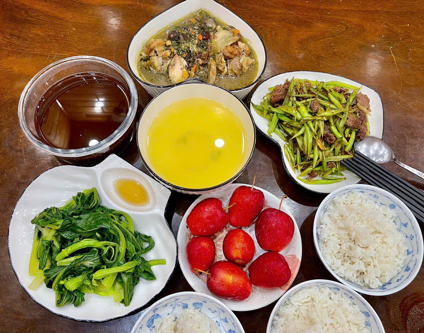 Thực đơn cơm nhà giản dị, dễ nấu, ăn ngon không muốn dừng - 13