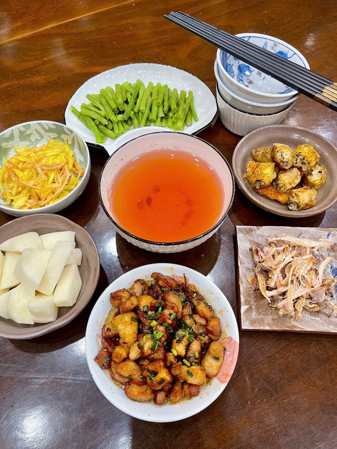 Thực đơn cơm nhà giản dị, dễ nấu, ăn ngon không muốn dừng - 14