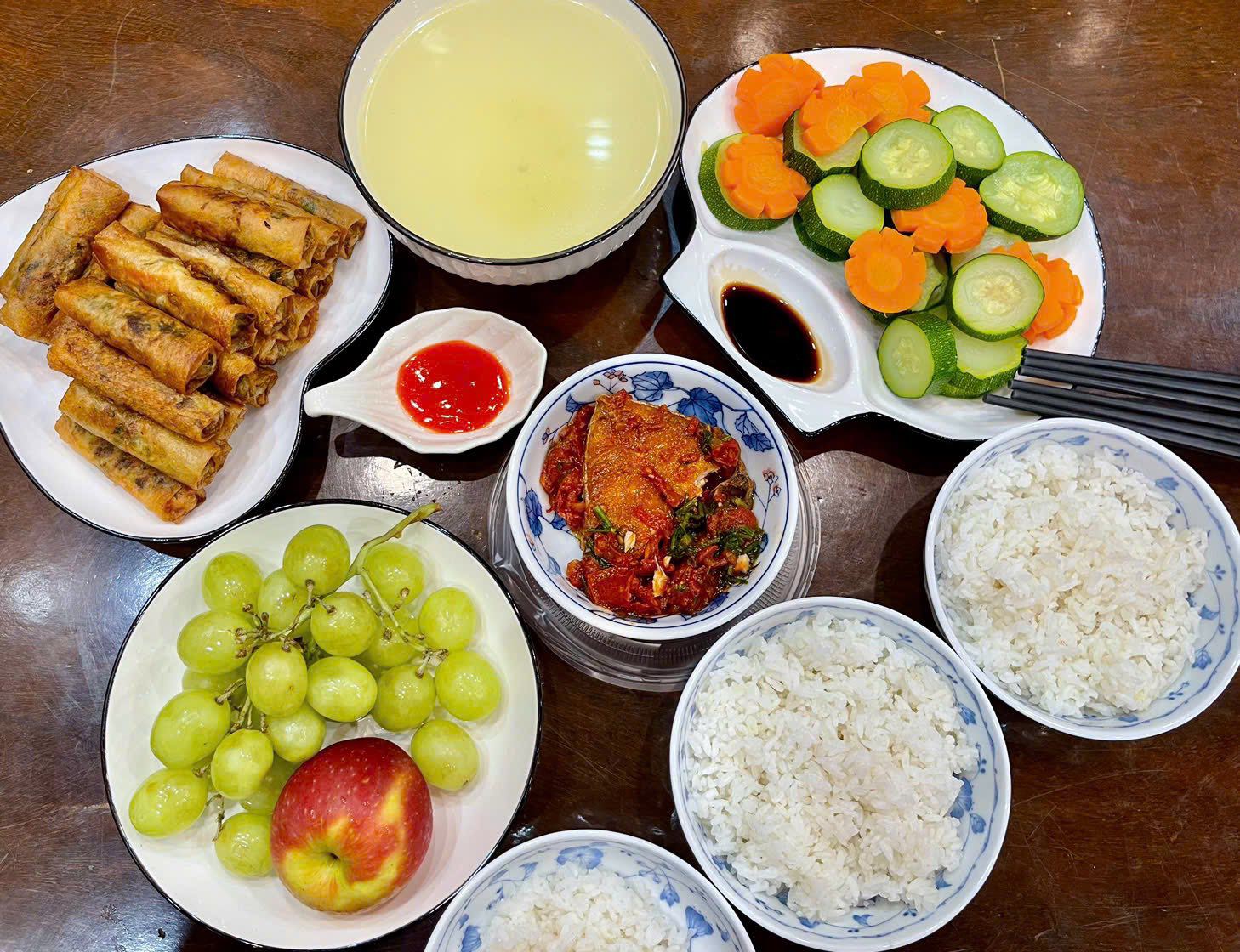 Thực đơn cơm nhà giản dị, dễ nấu, ăn ngon không muốn dừng - 9