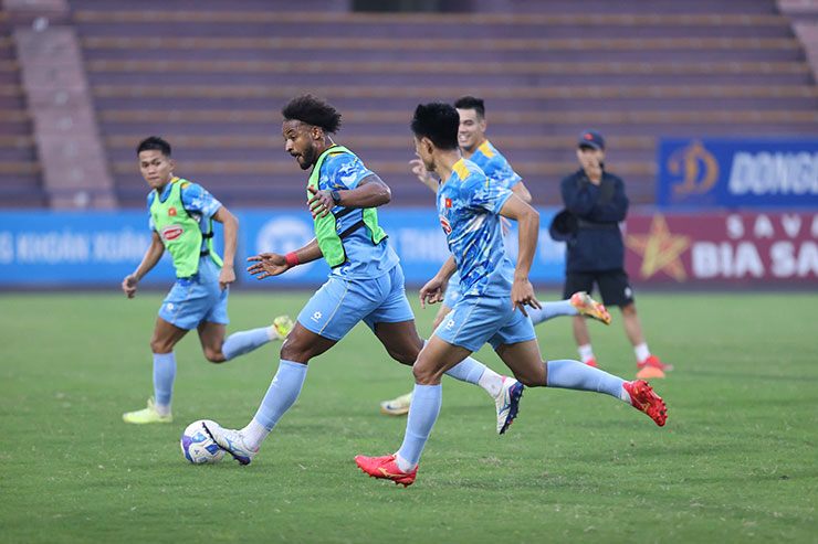 Ngày đặc biệt của Xuân Son, sẵn sàng 100% cùng ĐT Việt Nam đấu Lào - 7