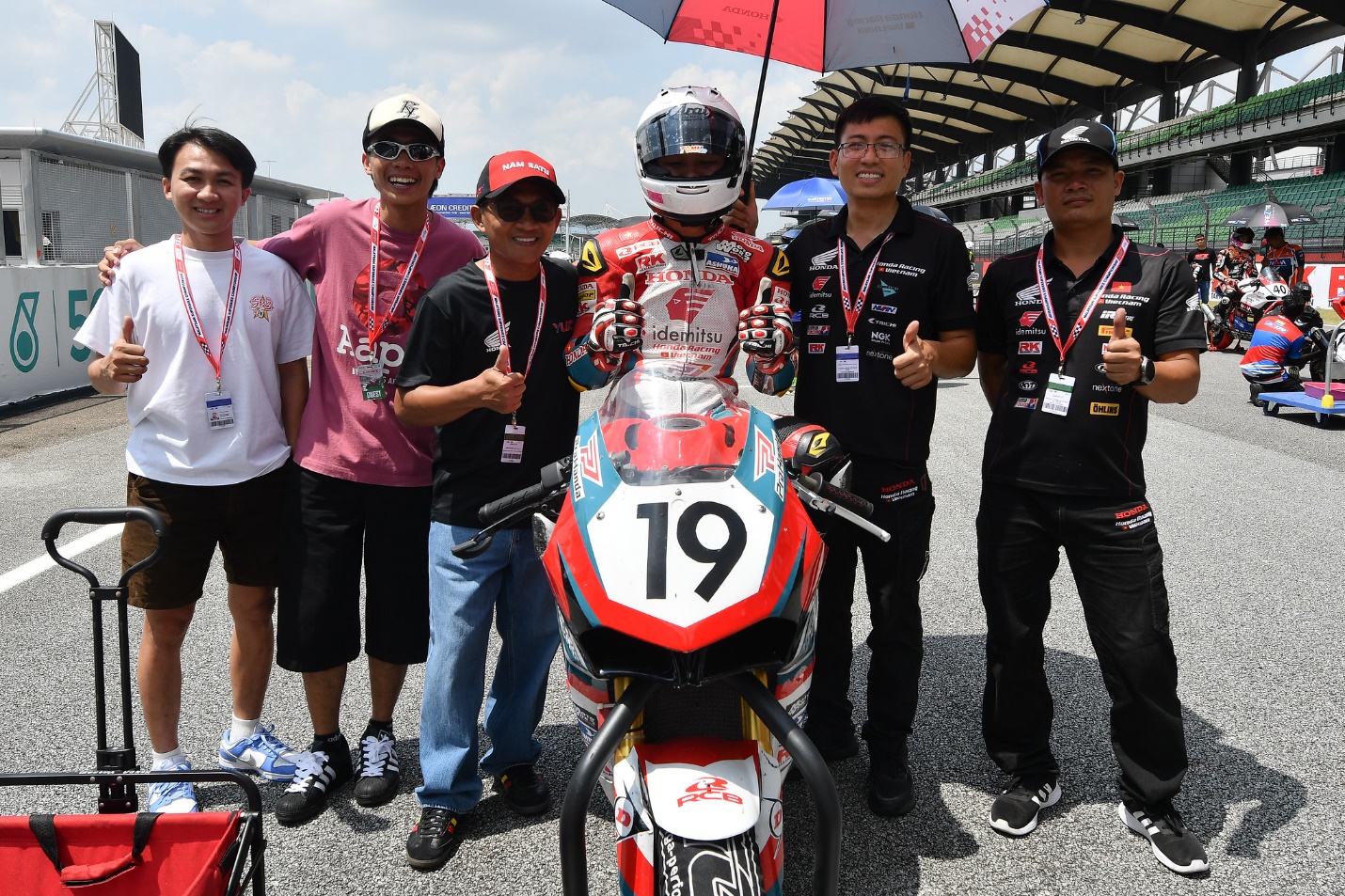 Bùng nổ tại Malaysia Superbike Championship 2025 (MSBK): Honda Racing Vietnam (HRVt) khép lại mùa giải với loạt podium ấn tượng! - 6