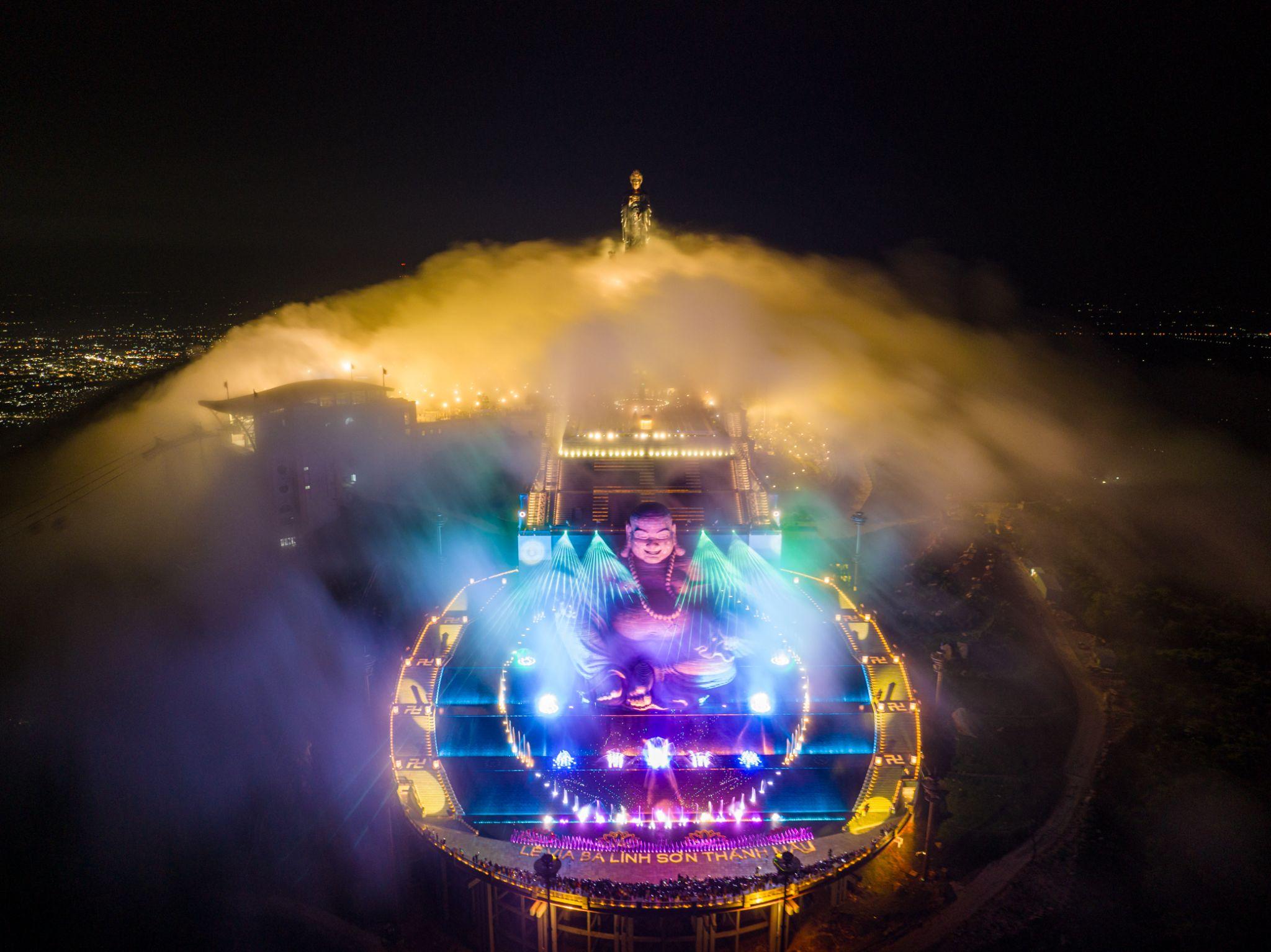 Khu du lịch núi Bà Đen ưu đãi và tặng quà đặc biệt cho giáo viên trong tháng 11 - 3