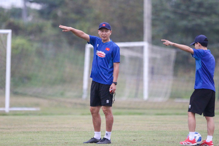 Hai Long bật mí ĐT Việt Nam sẽ mang đến bất ngờ ở trận gặp Lào - 4