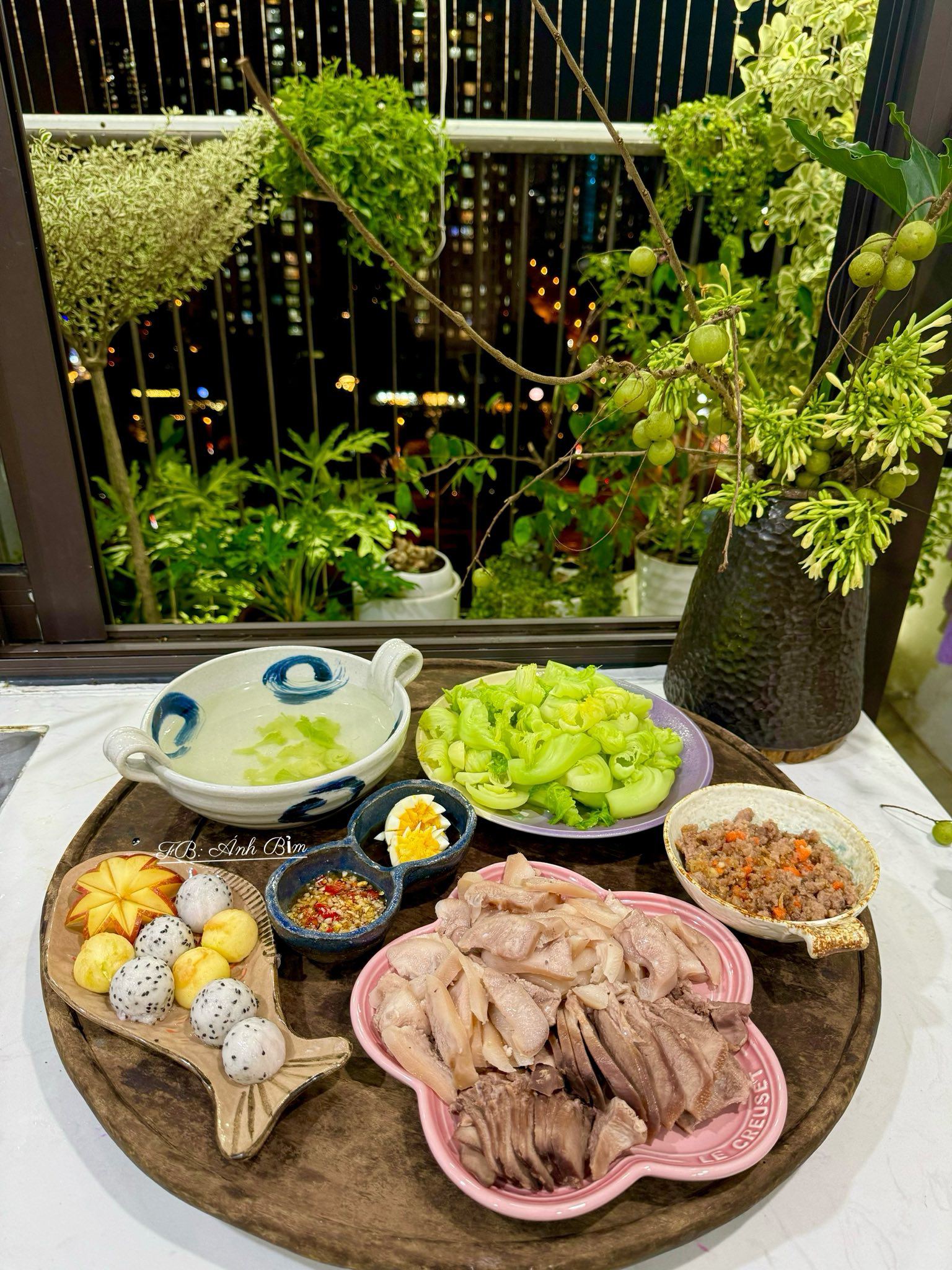 Mẹ đảm vào bếp mỗi ngày khiến chồng con "nghiện" cơm nhà - 3