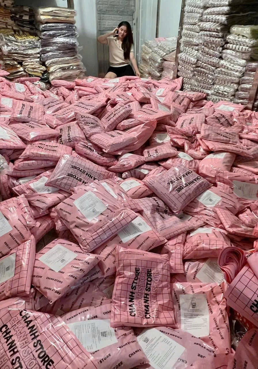 Khám phá áo Mongtoghi thời thượng tại Chanh Store: Nét cuốn hút cho phái đẹp - 5