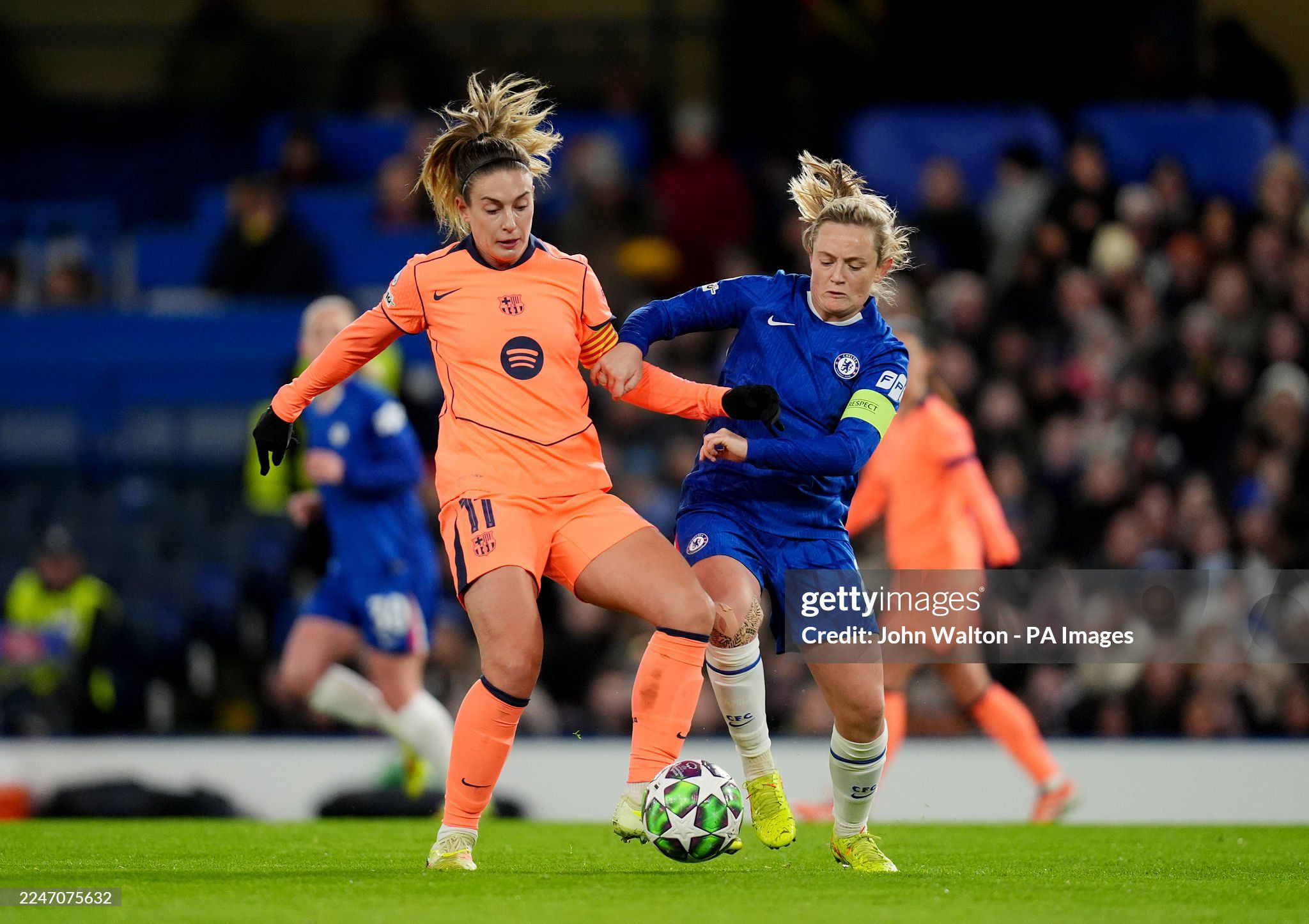 Rực lửa cúp C1 nữ: Chelsea đại chiến Barcelona, Bayern ngược dòng trước PSG - 1