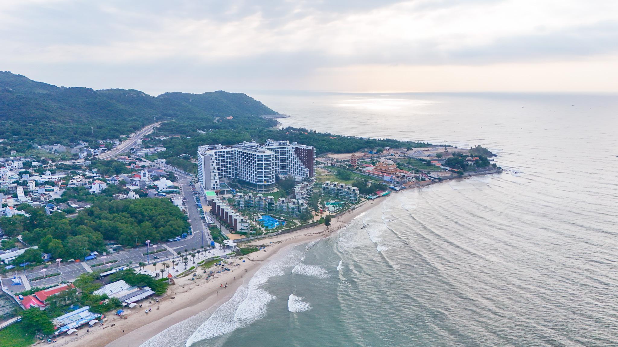 Vì sao chất lượng lưu trú trở thành yếu tố then chốt nâng tầm du lịch Long Hải? - 1