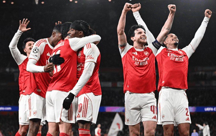 Chelsea gặp Arsenal: Sự tương phản giữa 2 thế lực, coi chừng "vô chiêu thắng hữu chiêu" - 2