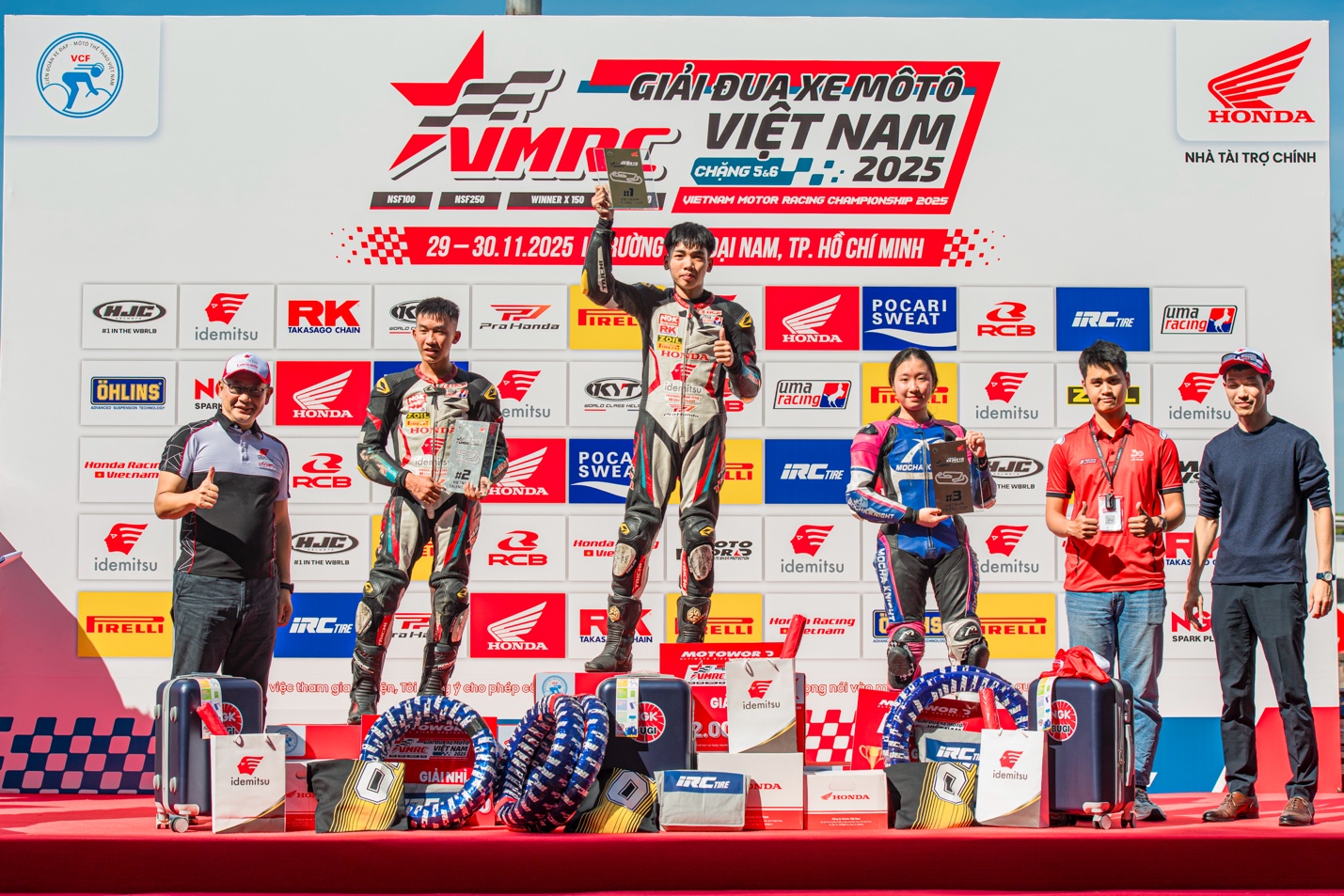 Chặng đua nước rút giải đua xe mô tô trong nước (VMRC) 2025: kịch tính, hấp dẫn đến tận mét đua cuối cùng - 3