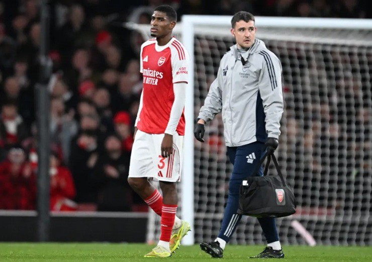Arsenal mất thêm trụ cột vì chấn thương: Arteta bức xúc chỉ trích Ngoại hạng Anh - 1