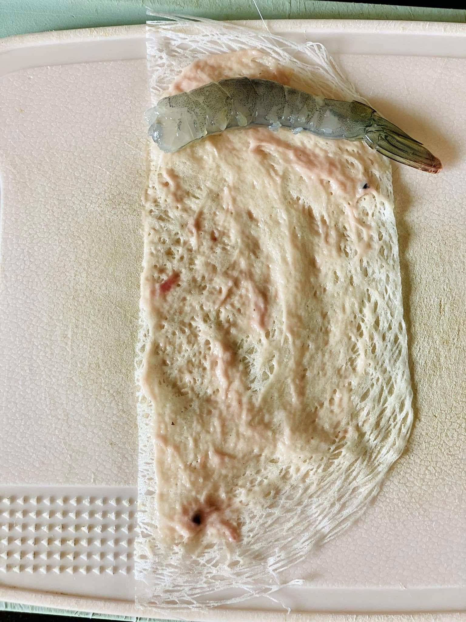 Tôm siêu giàu canxi, mẹ làm món này con ăn không muốn dừng - 3