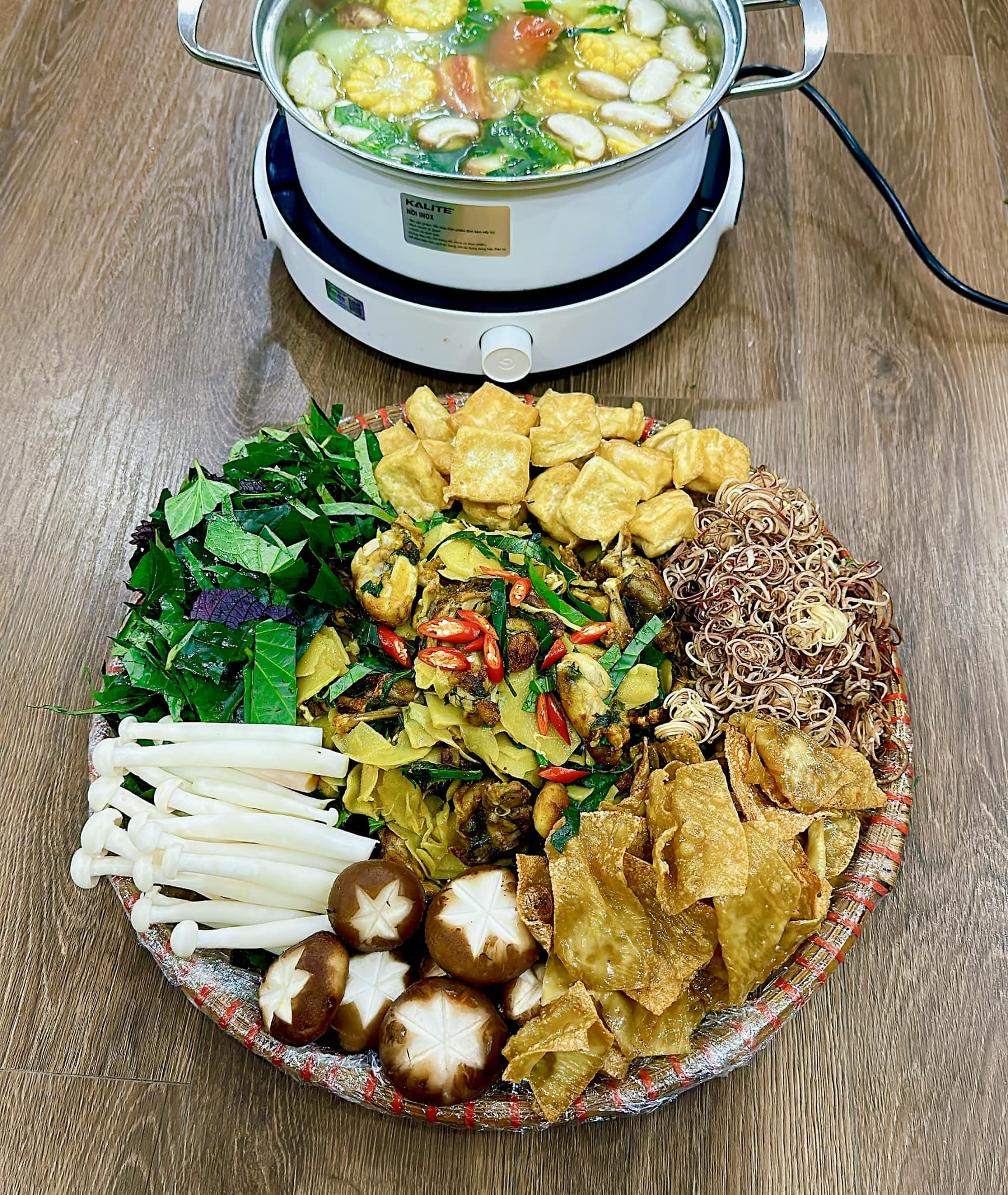 Cách nấu lẩu ếch ngon xuất sắc, trời càng lạnh ăn càng mê - 1