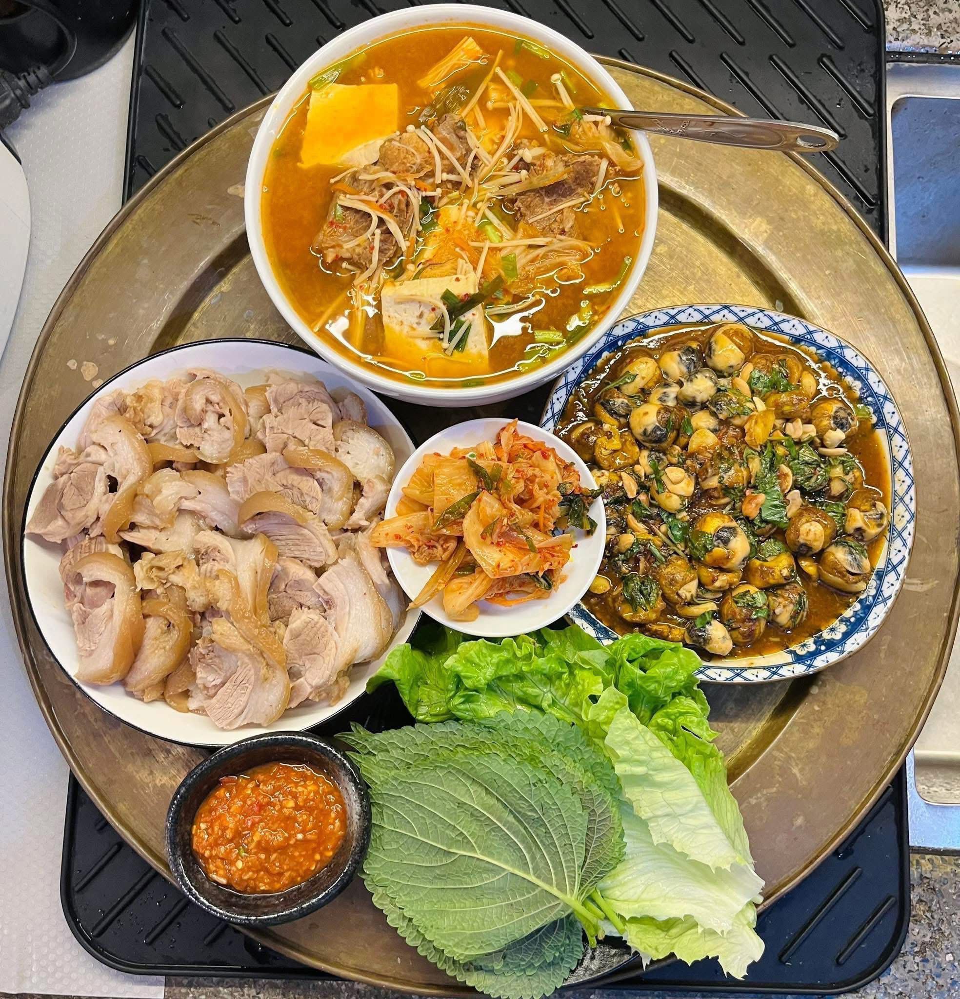 Mâm cơm mùa đông xứ Nghệ chỉ nhìn thôi đã muốn về nhà ăn cơm - 15