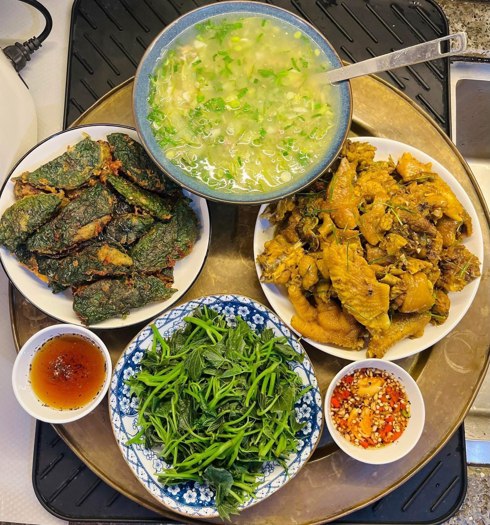 Mâm cơm mùa đông xứ Nghệ chỉ nhìn thôi đã muốn về nhà ăn cơm - 4