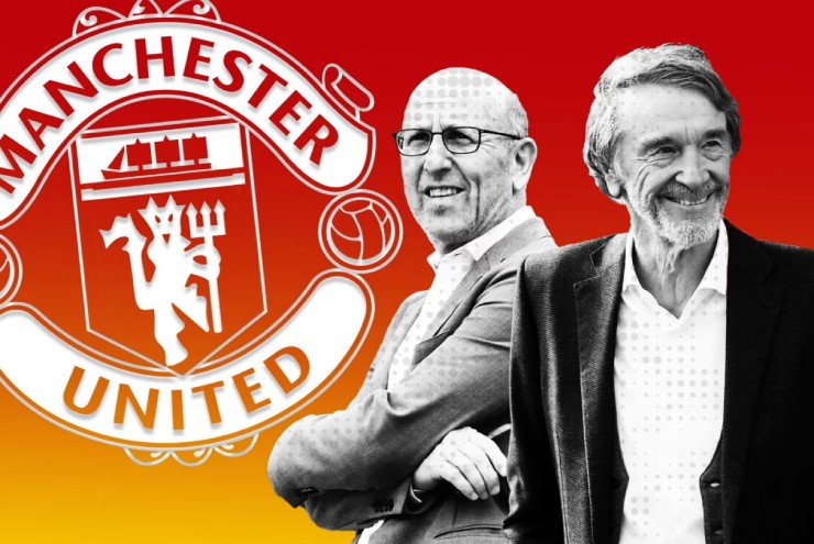 MU cán mốc nợ kỷ lục 1,29 tỷ bảng: Vì sao Sir Ratcliffe vẫn "cười tươi như hoa" - 1