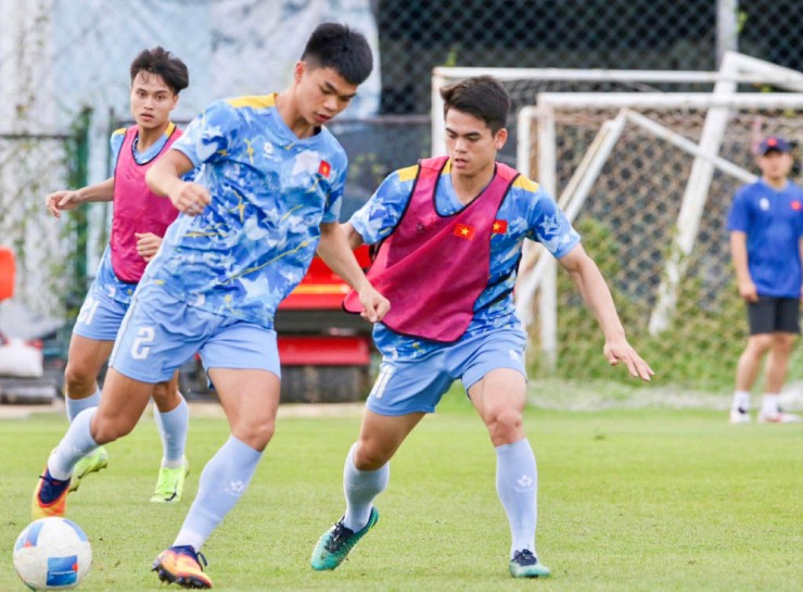 HLV Kim Sang Sik cho U22 Việt Nam tập gì trước bán kết SEA Games? - 9