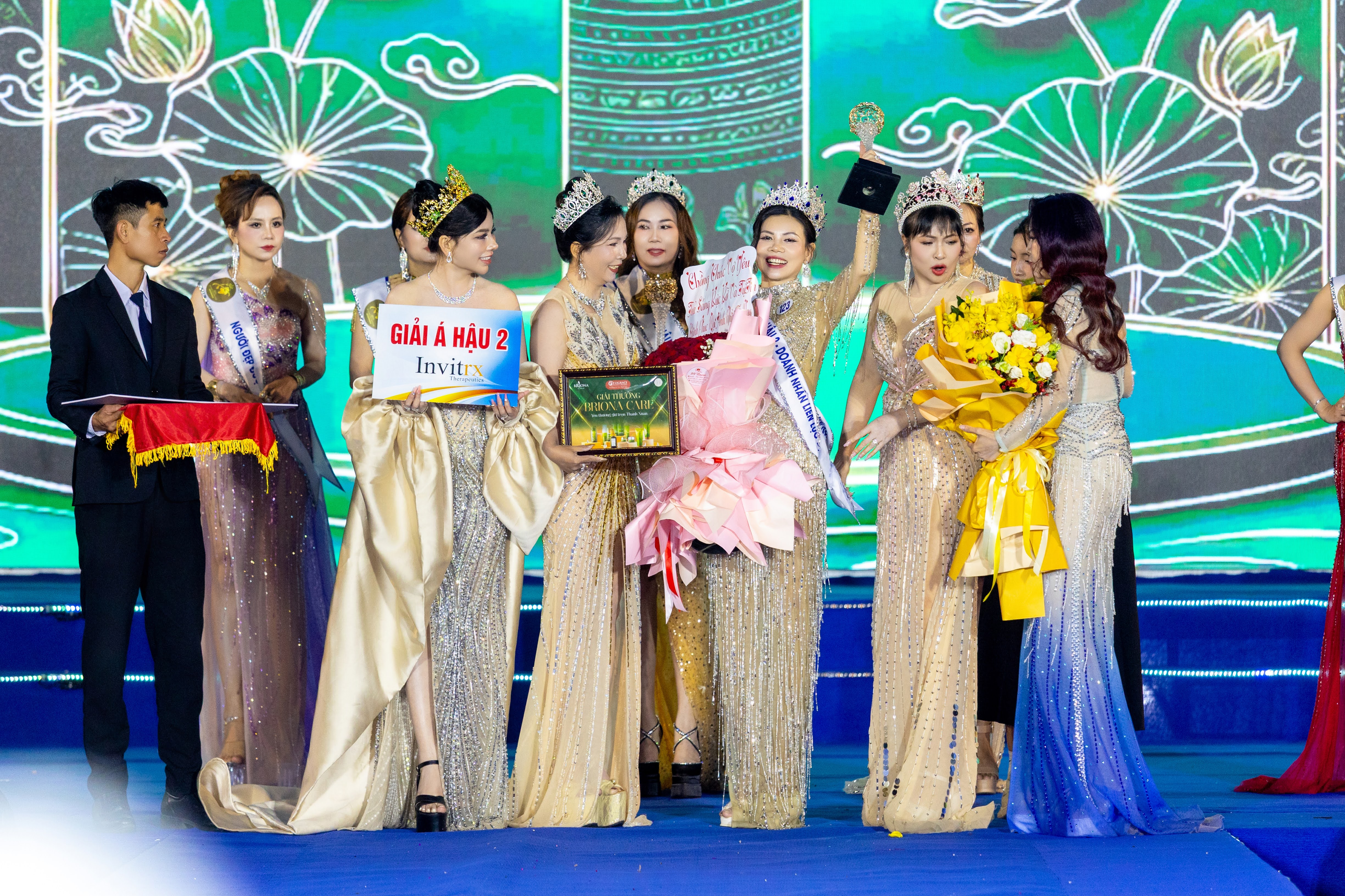 Vượt qua nhiều thử thách, Phạm Thị Hòa tỏa sáng ở ngôi vị Á hậu 2 Miss Intercontinental Entrepreneur 2025 - 3