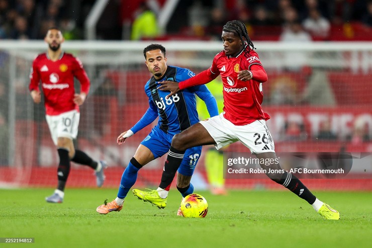 Lạ lùng MU: Đá "hay nhất" nhưng vẫn không thắng, có trở lại Cúp C1 được không? - 1