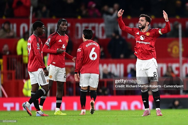 Lạ lùng MU: Đá "hay nhất" nhưng vẫn không thắng, có trở lại Cúp C1 được không? - 2