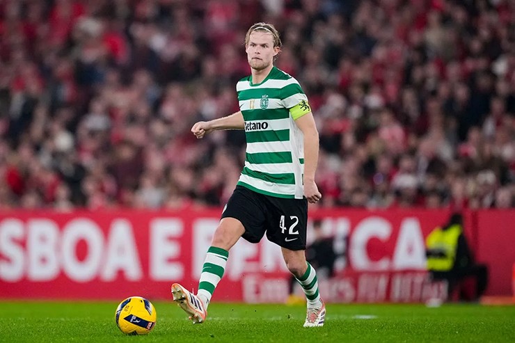 Fernandes hé lộ mối quan hệ với HLV Amorim, hiến kế MU chiêu mộ tiền vệ mới - 3