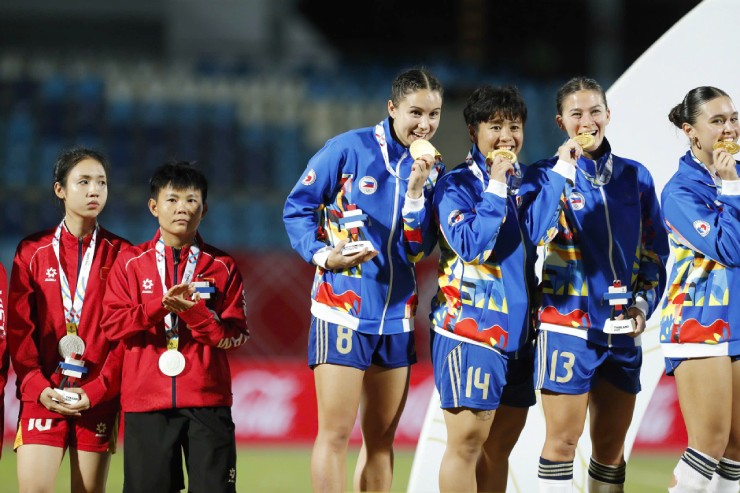 ĐT nữ Việt Nam khóc hết nước mắt, Philippines vỡ òa HCV SEA Games lịch sử - 10